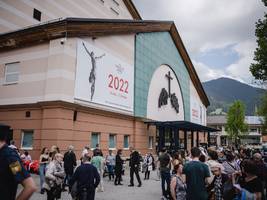 heimatsound-festival in oberammergau: das passionsspieltheater wird zur partyzone