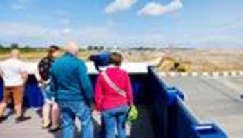 neuer aussichtspunkt: blick auf ostseetunnel-baustelle aus sechs metern höhe