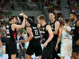 Auch ohne Kapitän Schröder: Basketballer setzen vor EM erstes Ausrufezeichen