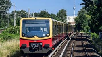 wegen kabeldiebstahls: probleme auf zwei s-bahn-linien