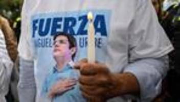 Miguel Uribe Turbay: Kolumbianischer Präsidentschaftsbewerber nach Attentat gestorben