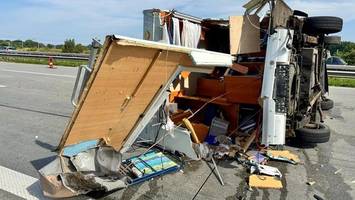 Tragisches Ende eines Wohnmobil-Urlaubs: Sechs Verletzte auf der A1