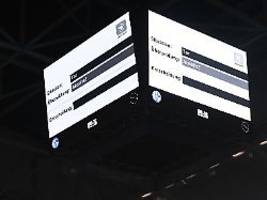 Beschäftigen uns damit: Warum die Frauen-Bundesliga keinen VAR hat