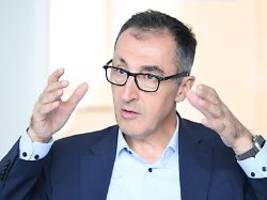 TikTok erst ab 16: Özdemir verlangt Altersgrenze für die sozialen Medien