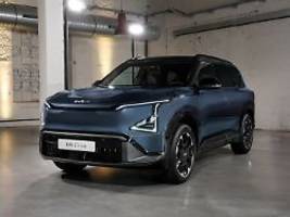 Volkswagen-ID.4-Konkurrenz: Praktisches Familien-SUV Kia EV5 feiert Europapremiere