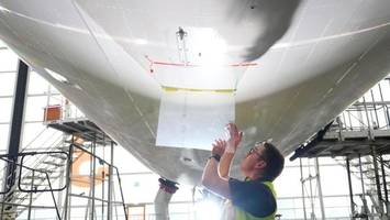 Erster Airbus soll Haifischhaut-Trick zum Spritsparen nutzen