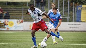Mit Hilfe von Gott und Neururer: Ex-HSV-Talent sucht neuen Verein