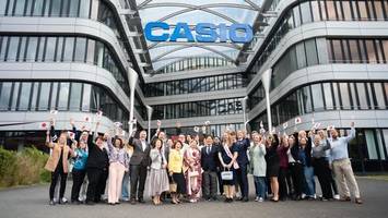 so viel gehalt zahlen johnson & johnson, tesa, casio und co.