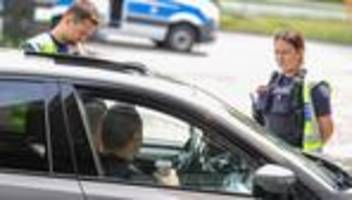 grenzkontrollen niederlande: bundespolizei stoppt hunderte unerlaubte einreisen