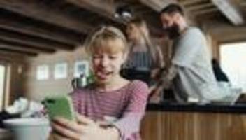 Soziale Netzwerke: Leopoldina fordert mehr Schutz von Minderjährigen in sozialen Medien