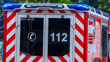 Prenzlauer Berg: Frau von Tram angefahren und mitgeschleift