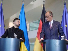 Vor Alaska-Gipfel: Selenskij kommt zum virtuellen Ukraine-Treffen nach Berlin
