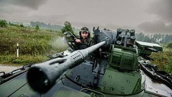 schlagkräftig: deutschlands neue panzerbrigade in litauen