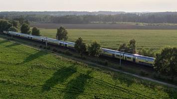 Gleis bei Hamburg gesperrt: Verspätungen im Fern- und Nahverkehr