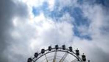 hoch hinaus in osthessen: hochzeit auf dem hessentag in luftiger höhe