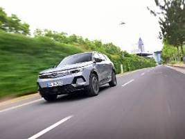 Jetzt mit Allrad lieferbar: Erste Fahrt im ultrastarken Opel Grandland mit Allrad
