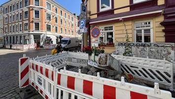 Wie lange die Ottenser Hauptstraße noch aufgerissen bleibt