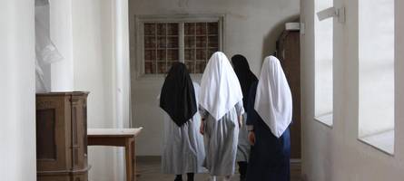 so sieht der alltag der jungen schwestern im kloster wettenhausen aus