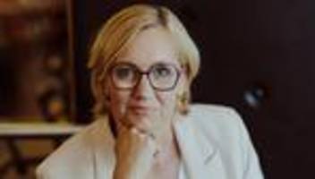 Birgit Fenderl: Es ist ein brutales Business