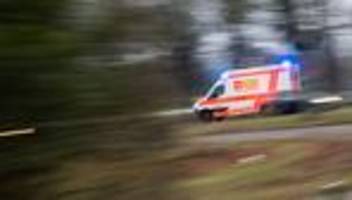 frontalcrash: zwei frauen bei unfall im kreis nienburg verletzt