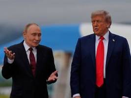 Großer Moment für Putin: US-Senator wertet Gipfeltreffen als Zeichen der Vergebung für Putin