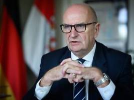 Verbot ist Option: Woidke: Haben Fehler im Umgang mit AfD gemacht
