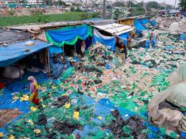 UN-Verhandlungen: Harte Plastik-Fronten
