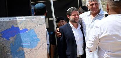 der spaltungsplan: israels rechtsextremer minister smotrich genehmigt ein bauprojekt im westjordanland, das einen palästinenserstaat verhindern soll