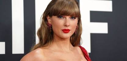 Taylor Swift lässt Abrufzahlen des Kelce-Brüder-Podcasts in die Höhe schnellen
