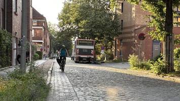 Umstrittener Straßenausbau startet: 20 Parkplätze fallen weg
