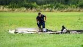 ermittlungen laufen: leichtflugzeug abgestürzt - zwei tote