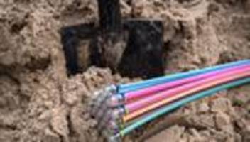 infrastruktur: zwei von drei haushalten könnten glasfaser nutzen
