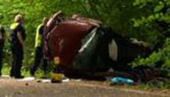 Verkehr: Vier Menschen sterben bei Unfall - 16-Jähriger am Steuer