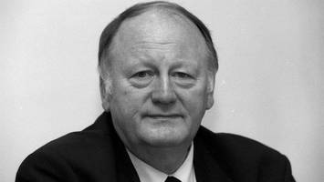 eugen wagner – mächtiger hamburger ex-senator gestorben