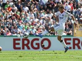 Lockerer Sieg im Pokal: Eintrachts Neuzugang feiert Traumeinstand, Europapokal-Held ist schon weg