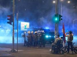 Proteste in Serbien: Vucic-Regierung geht erneut mit Gewalt gegen Demonstranten vor