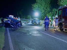 Rettungshubschrauber im Einsatz: Drei Tote bei Geisterfahrer-Unfall in Rheinland-Pfalz