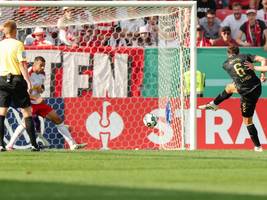 1. Runde im DFB-Pokal: Köln und der HSV danken ihren Nachspielzeitrettern