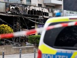 drogen, geiselnahme, explosionen: strippenzieher in kölner drogenkrieg angeklagt