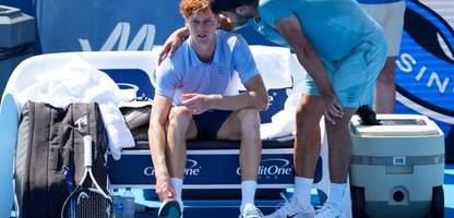 Cincinnati-Finale: Erschöpfter Jannik Sinner gibt gegen Carlos Alcaraz nach 22 Minuten auf
