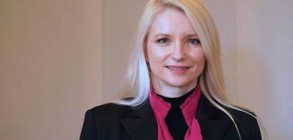 Deutsche Bahn: Fahrgastverband schlägt HVV-Chefin Anna-Theresa Korbutt als Nachfolgerin für Richard Lutz vor