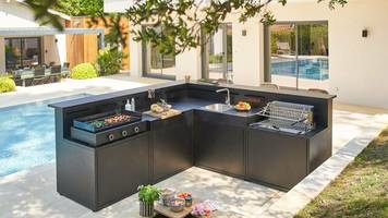 kochen im freien: die outdoor-küche läuft der siebträgermaschine und dem luxusgrill den rang ab