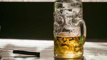 weniger alkoholkonsum: deutsche brauereien passen sich an gen-z-trinkgewohnheiten an