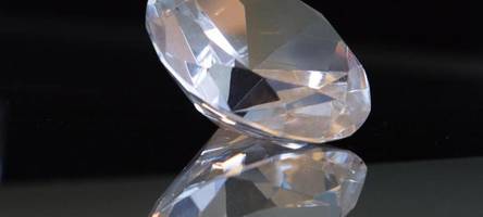 Ein Stein, ihn auf ewig zu binden: New Yorkerin schürft nach Diamanten für ihren Verlobungsring