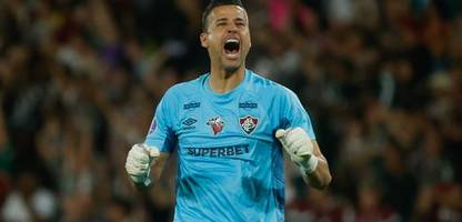 Fußball in Brasilien: Keeper Fábio stellt Weltrekord auf – 1390 Profispiele