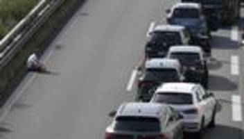 mobilität: zahl der autos in deutschland steigt weiter an
