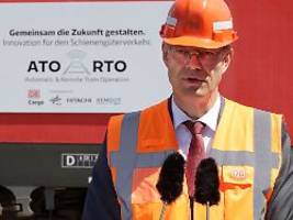 Einer der schwierigsten Jobs: Schnieder kassiert erste Absagen bei Suche nach Bahnchef