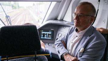 „Fahrgast-Ärgere-Dich-Nicht“ und Wasserstoff gegen die Bahn-Krise