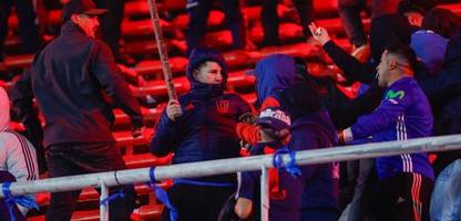fußball in argentinien: copa-sudamericana-spiel wegen gewalt im stadion abgebrochen