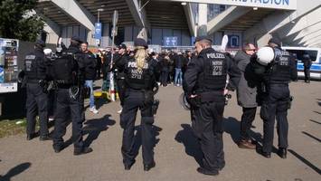 Polizei fordert Gesichtserkennung und Scanner in Fußballstadien